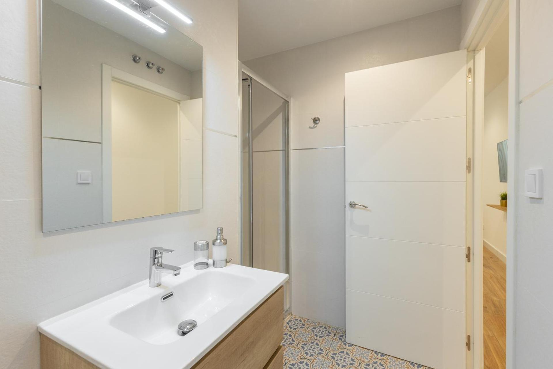 Isg Apartments Triana 1 Севиля Екстериор снимка