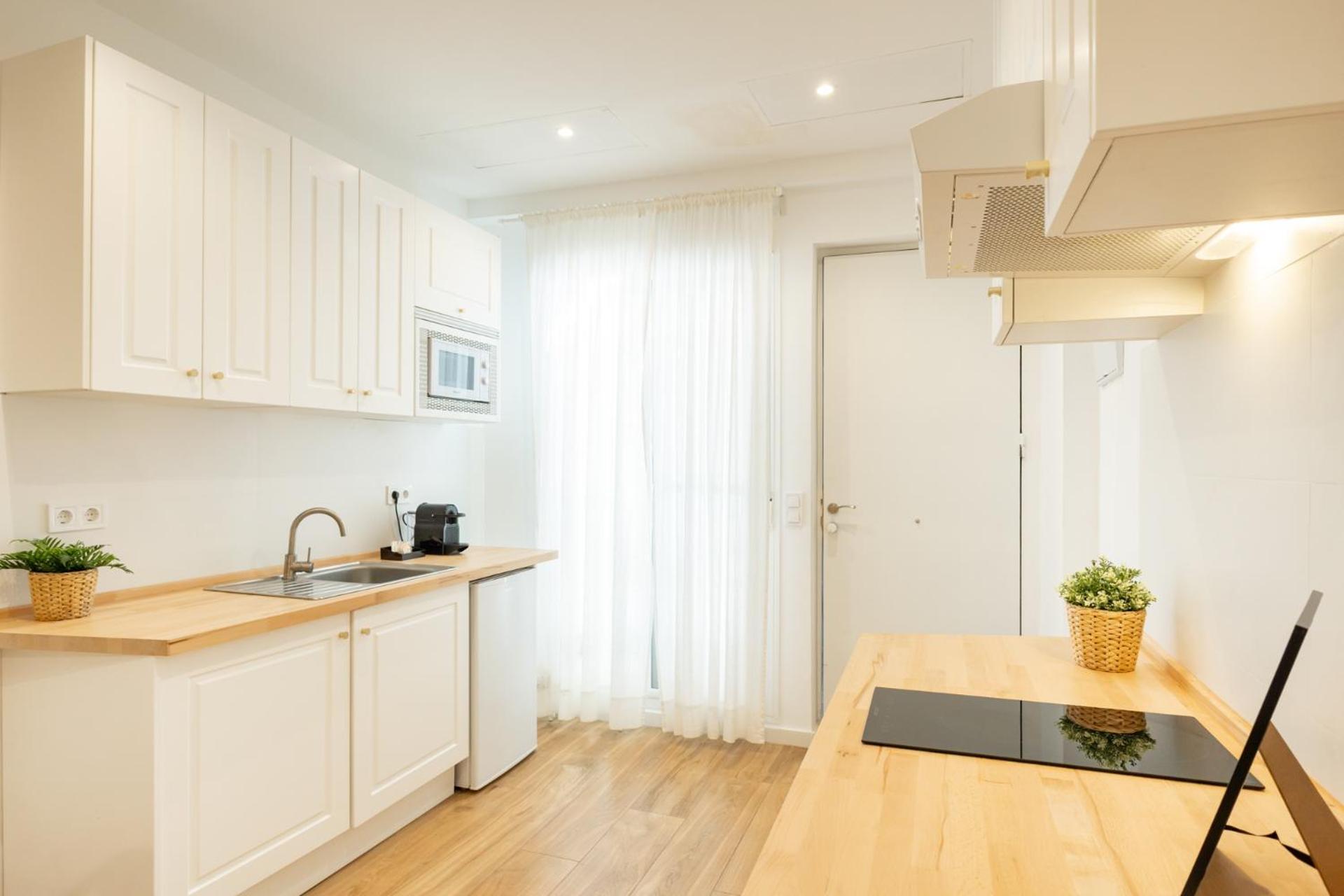 Isg Apartments Triana 1 Севиля Екстериор снимка