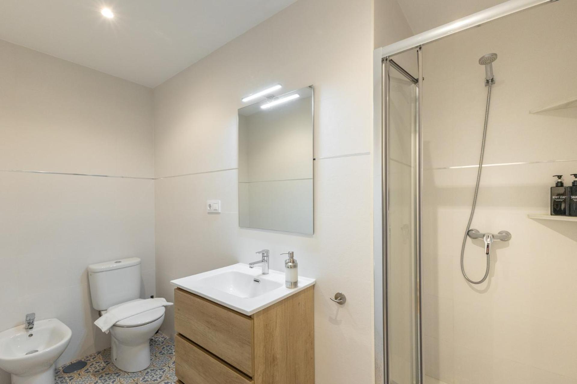 Isg Apartments Triana 1 Севиля Екстериор снимка